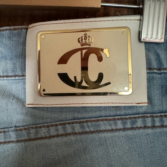 Just Cavalli women jeans light blue. W 27 In overall good condition to stains - Picture 3 of 7